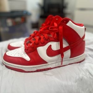 Nike Dunk High, champion red.